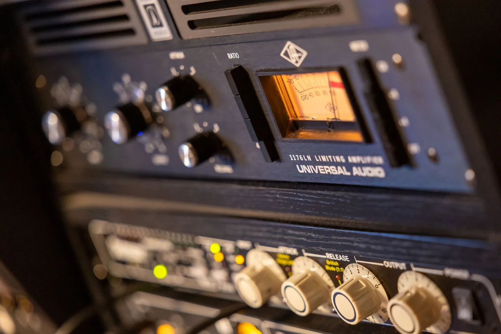 Photo: a Universal Audio 1176LN FET compressor